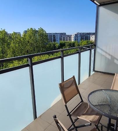 Wellsituated 1 Bedroom Condo In Warsaw Freeparking Exteriér fotografie